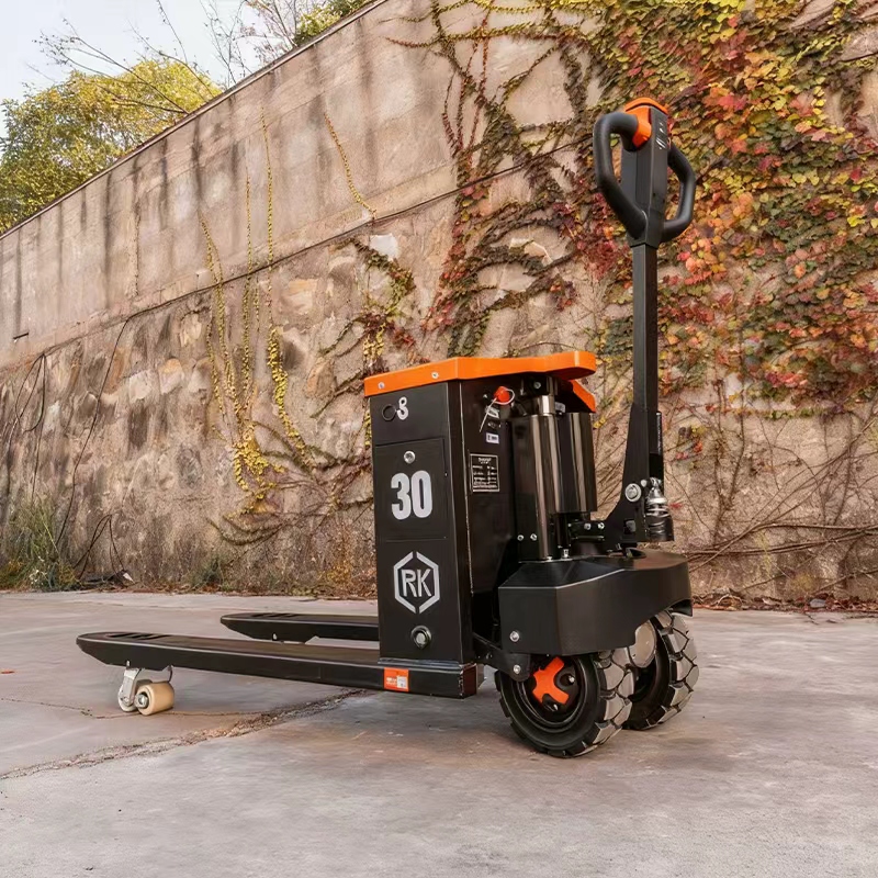 Electric Forklift - Carrello Elevatore Elettrico Fuoristrada a Due