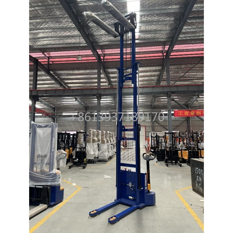 Carrello Elevatore Elettrico c - Electric Forklift recensione e prezzo