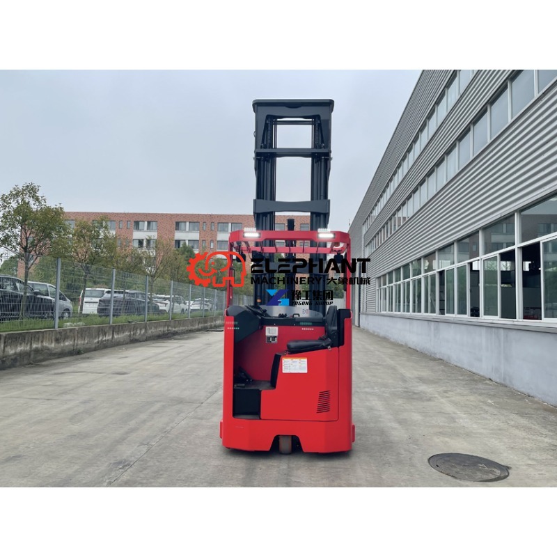 Carrello Elevatore Retrattile  - Electric Forklift recensione e prezzo